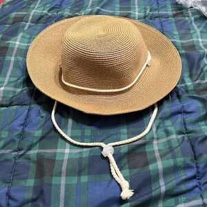 NWT Wide Brim Sun Hat with Wind Lanyard UPF Summer Straw Sun Hats for Women